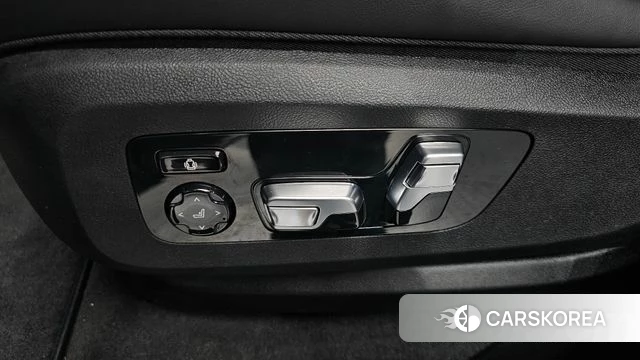 BMW XM (G09) id 4578758 из Кореи 24