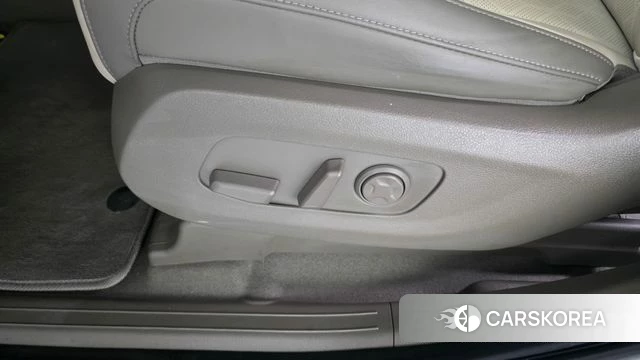 Kia Carnival 4th generation id 4507408 из Кореи 24