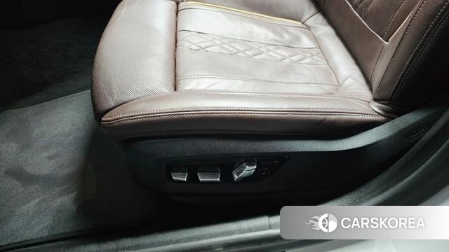 BMW 5 Series (G30) id 4243947 из Кореи 24