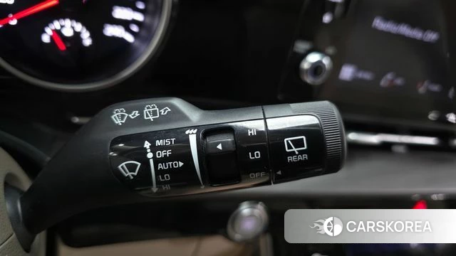 Kia Carnival 4th generation id 4423023 из Кореи 24