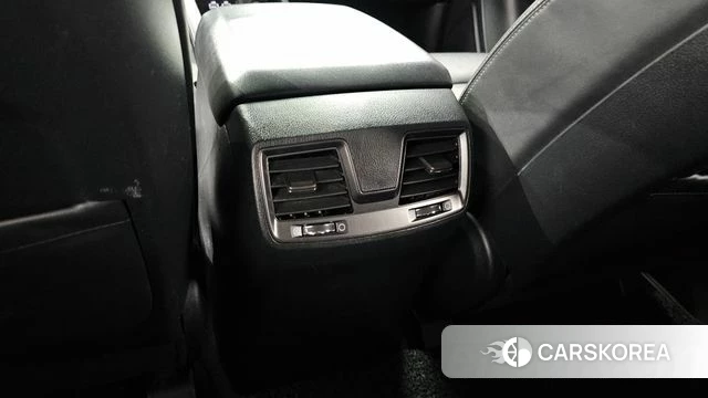 Ssangyong The New Rexton Sports Cannes id 4676454 из Кореи 24