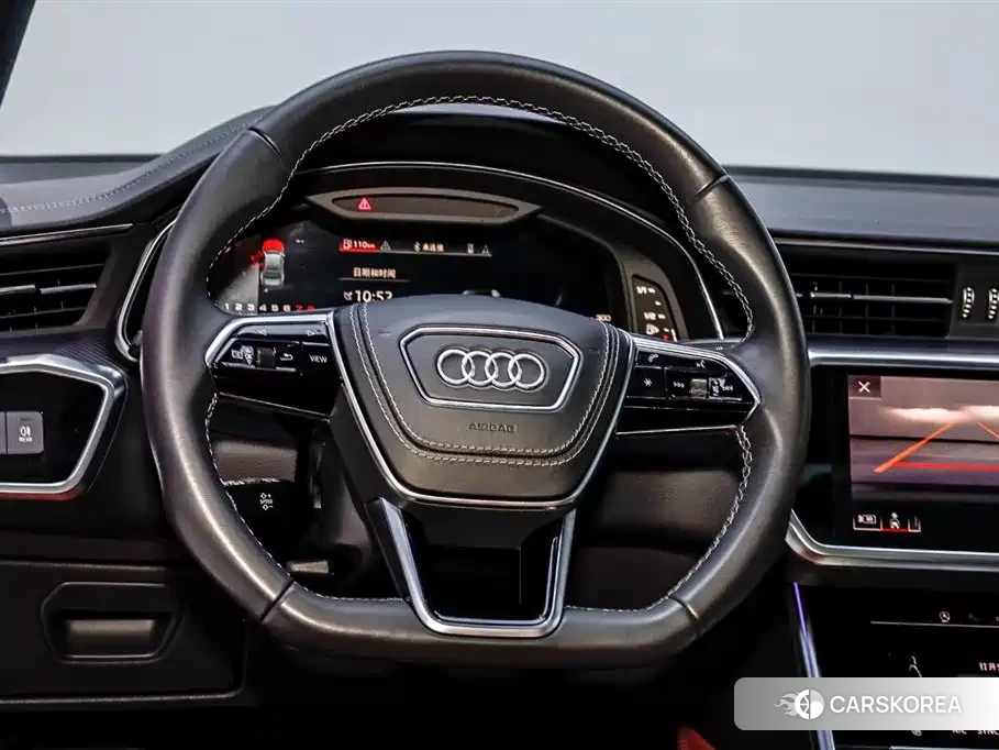 Audi A7L id 4570596 из Китая 24
