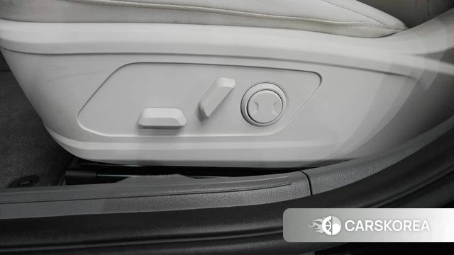 Hyundai Grandeur (GN7) id 4871051 из Кореи 24