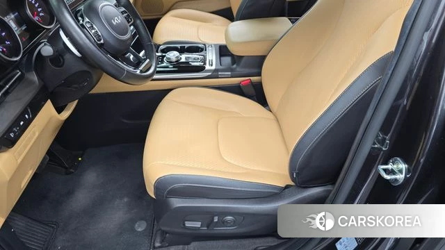 Kia Carnival 4th generation id 4666503 из Кореи 24