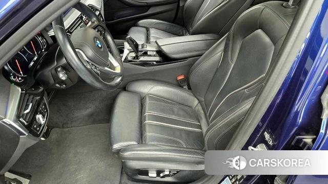BMW 5 Series (G30) id 4397789 из Кореи 24