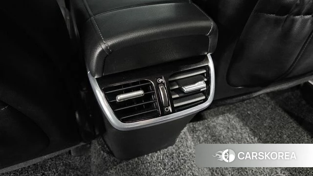 Hyundai The New Grandeur IG Hybrid id 4458147 из Кореи 24