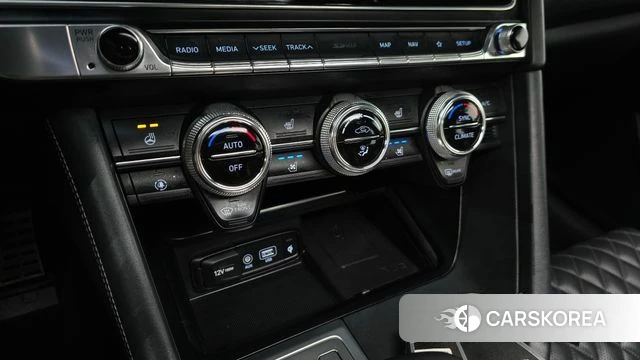 Genesis G70 id 4294911 из Кореи 24