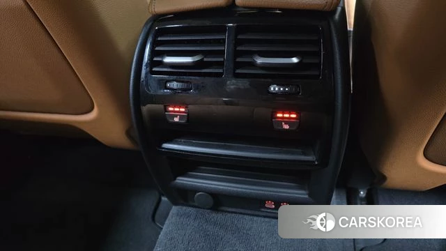 BMW 5 Series (G30) id 4696388 из Кореи 24