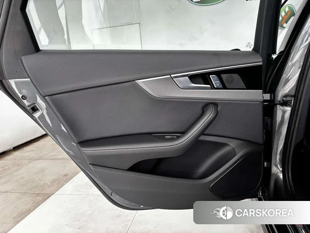 Audi A4L id 4298370 из Китая 24