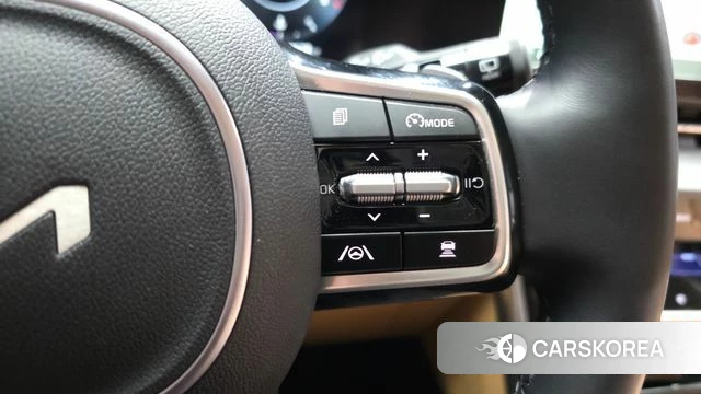 Kia Carnival 4th generation id 4516929 из Кореи 24