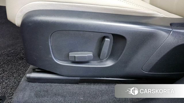 Land Rover Range Rover Velar id 4197270 из Кореи 24