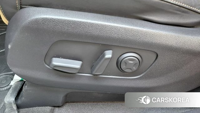 Kia Carnival 4th generation id 4711500 из Кореи 24