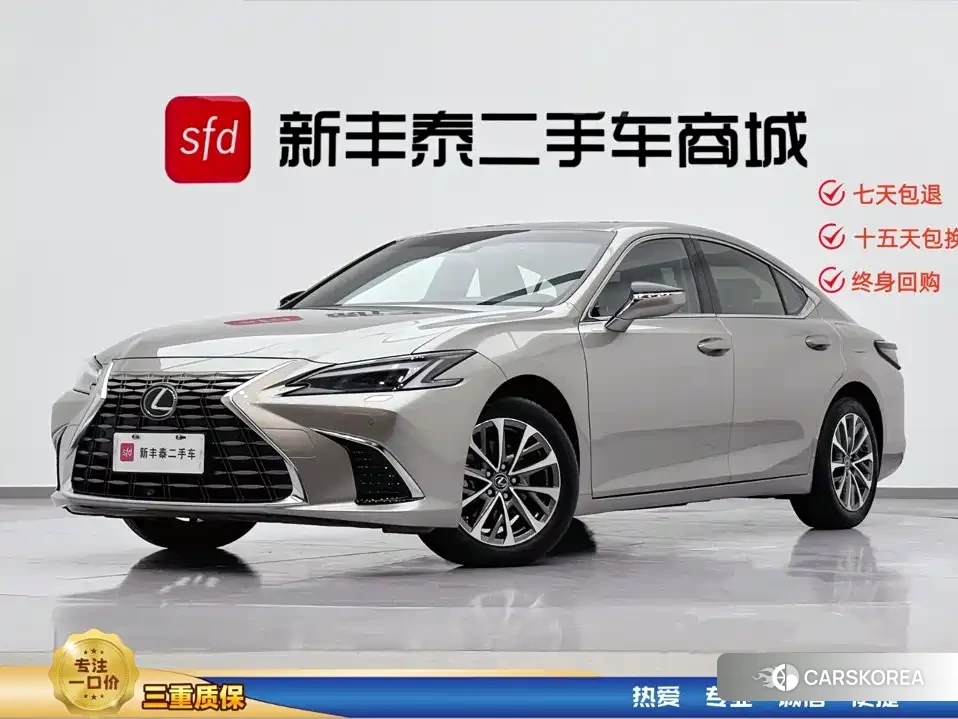 Lexus ES id 4644395 из Китая 24