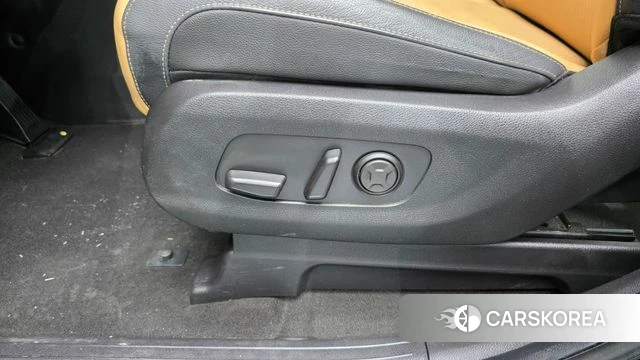 Kia Carnival 4th generation id 4223958 из Кореи 24