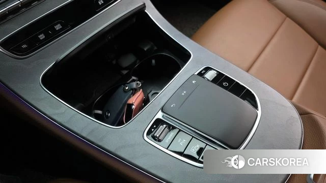 Mercedes-Benz E-Class W213 id 4396557 из Кореи 24