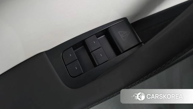 Tesla Model Y id 4691171 из Кореи 24