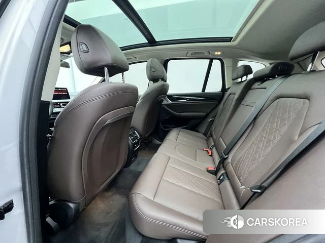 BMW X3 id 4208729 из Китая 24