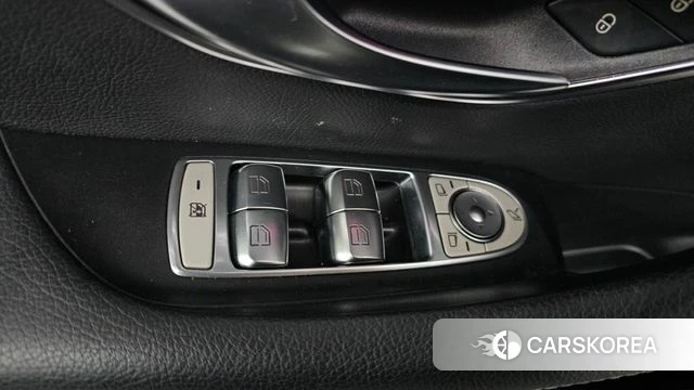 Mercedes-Benz E-Class W213 id 4294416 из Кореи 24