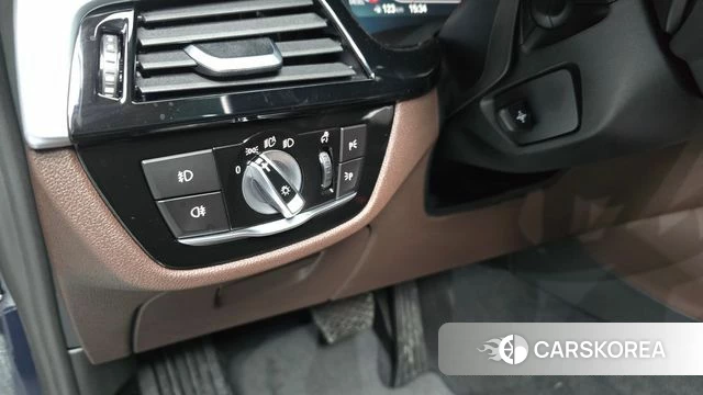 BMW 5 Series (G30) id 4250669 из Кореи 24