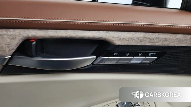 Genesis G90 id 4284903 из Кореи 24