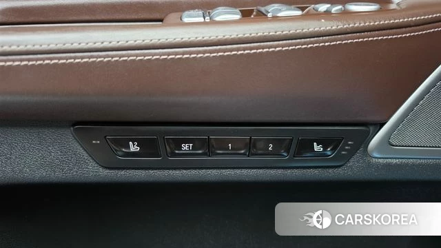 BMW 7 Series (G11) id 4937436 из Кореи 24