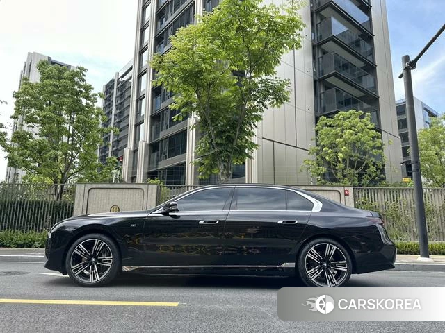 BMW 7 series id 4271780 из Китая 24