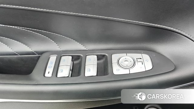 Hyundai The New Grandeur IG id 4780401 из Кореи 24
