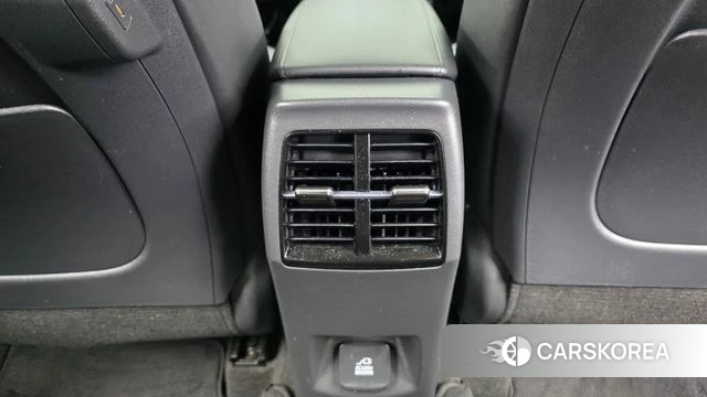 Kia Di Ol Nu Niro id 4572558 из Кореи 24