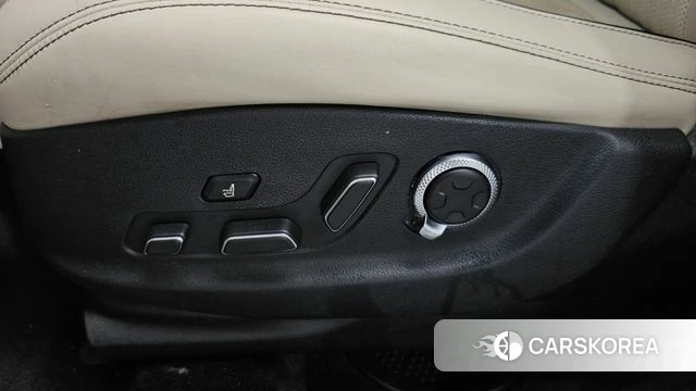 Genesis GV70 id 4630620 из Кореи 24