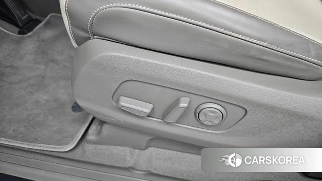 Kia Carnival 4th generation id 4666841 из Кореи 24