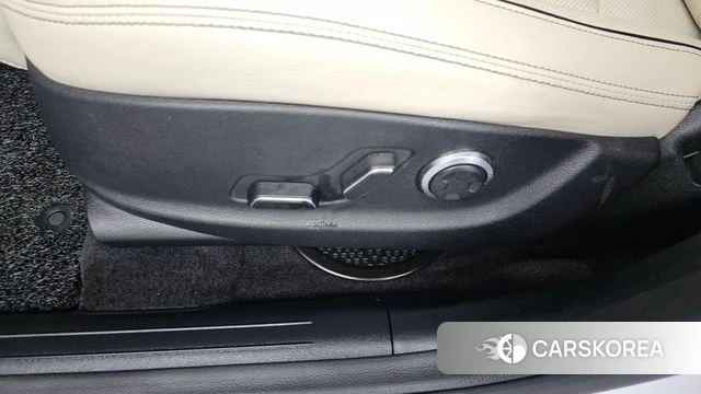 Genesis GV70 id 4881332 из Кореи 24