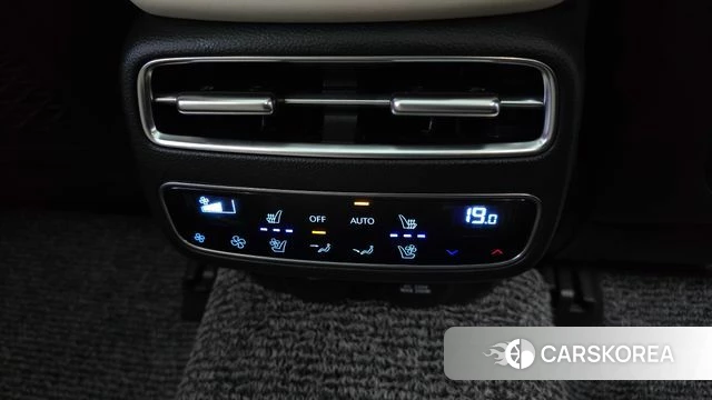 Genesis GV70 id 4879566 из Кореи 24
