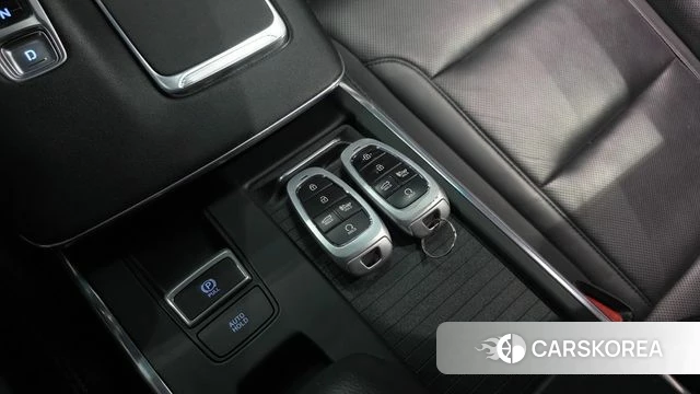 Hyundai The New Grandeur IG Hybrid id 4929122 из Кореи 24
