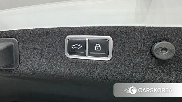 Genesis The New G70 id 4691901 из Кореи 24