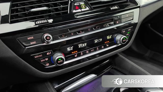 BMW 5 Series (G30) id 4751010 из Кореи 24