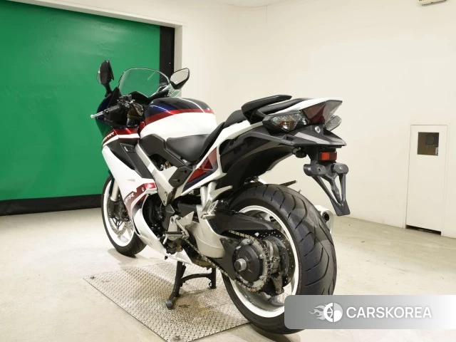 Проданный Honda VFR800F id 4184753 из Японии, фото 24
