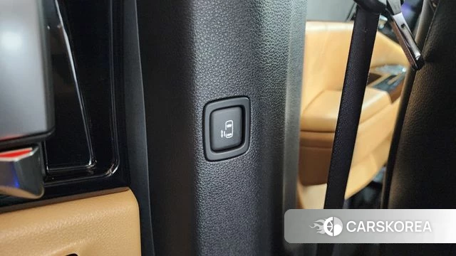 Kia Carnival 4th generation id 4517663 из Кореи 24