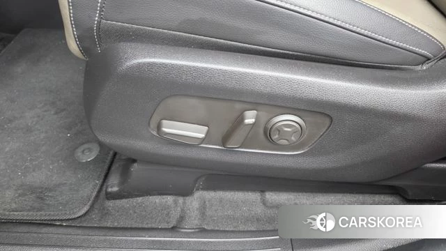 Kia The New Carnival 4th Generation id 4734826 из Кореи 24