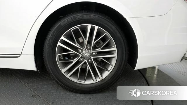 Hyundai Grandeur IG id 4351344 из Кореи 24