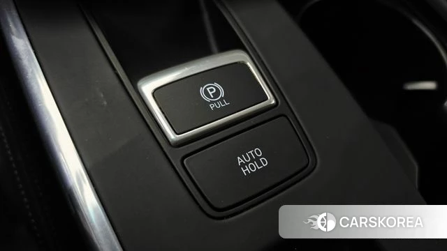 Hyundai The New Grandeur IG Hybrid id 4293236 из Кореи 24
