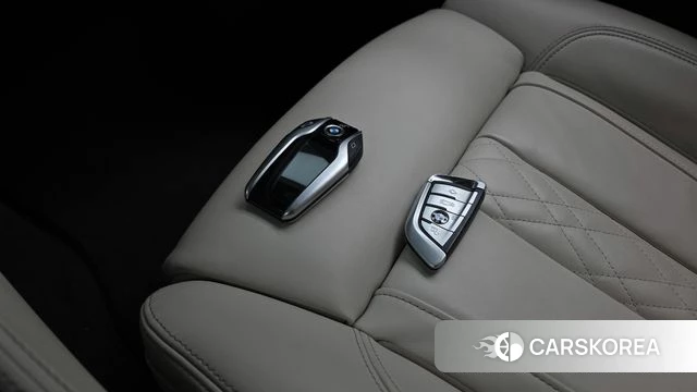 BMW 5 Series (G30) id 4864930 из Кореи 24