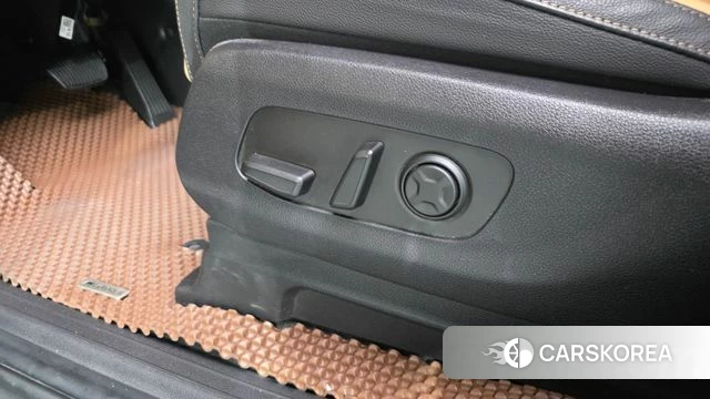 Kia Carnival 4th generation id 4602804 из Кореи 24