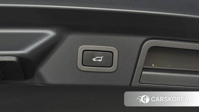 Land Rover Range Rover Velar id 4625855 из Кореи 24