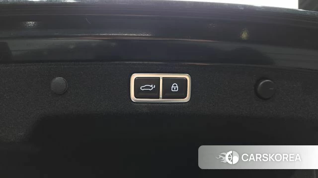 Hyundai Grandeur Hybrid (GN7) id 4603061 из Кореи 24