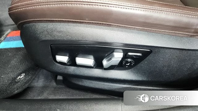 BMW 5 Series (G30) id 4465667 из Кореи 24