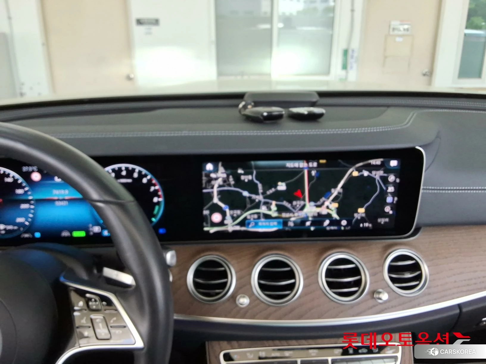 Mercedes-Benz Mercedes-Benz E300 e 4MATIC id 4289668 из Кореи 24