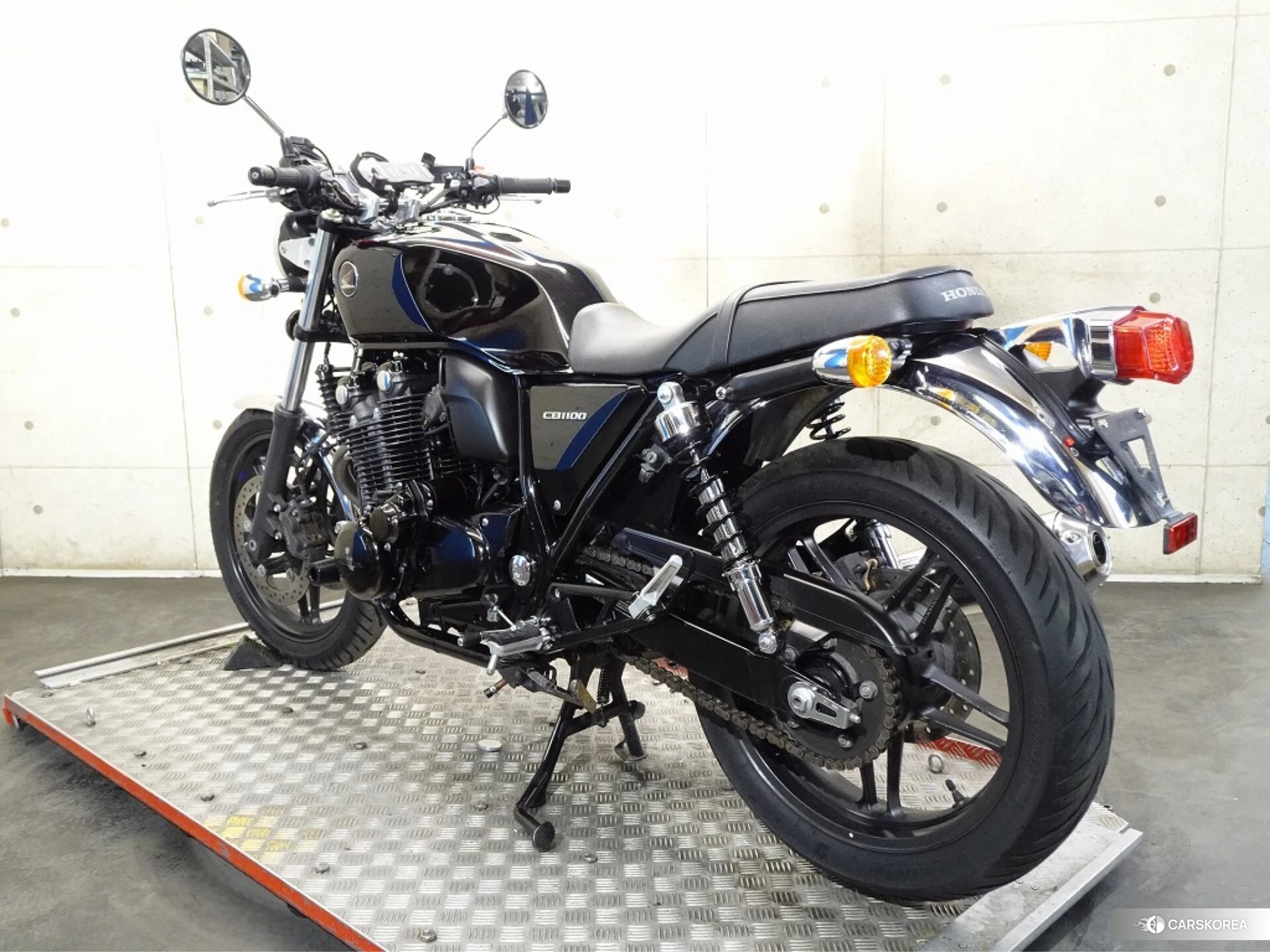 Проданный Honda CB1100 id 3950359 из Японии, фото 24