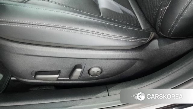 Hyundai The New Grandeur IG id 4424220 из Кореи 24