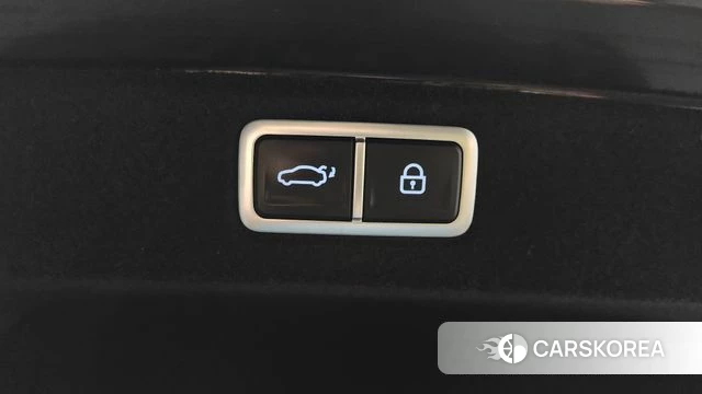 Hyundai Grandeur Hybrid (GN7) id 4935450 из Кореи 24