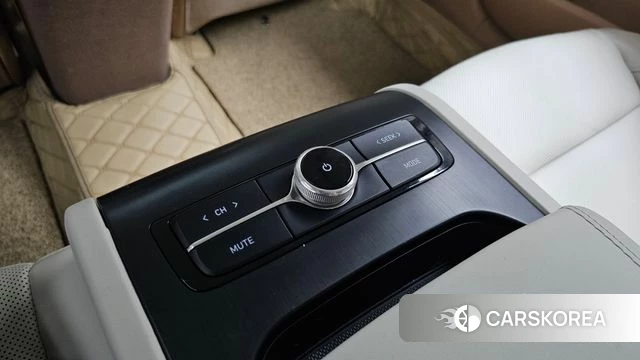 Hyundai The New Grandeur IG Hybrid id 4519891 из Кореи 24